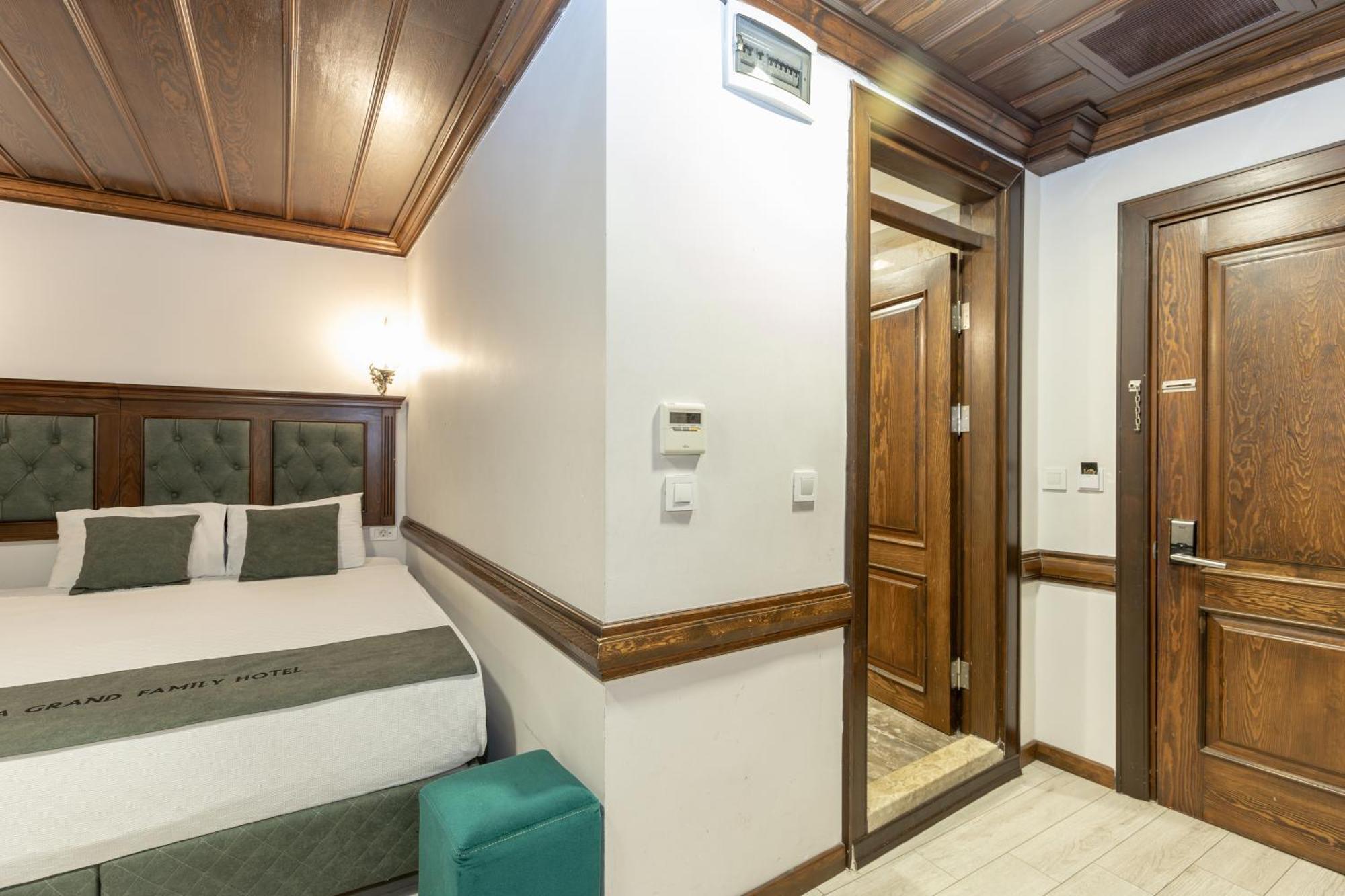 Bursa Grand Family Hotel Exterior photo